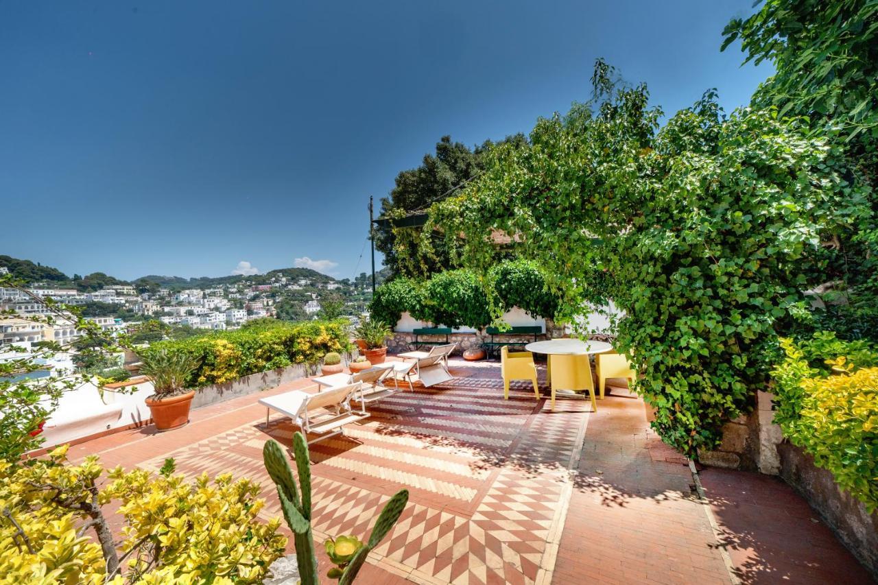 Charming Villa Capri Bagian luar foto