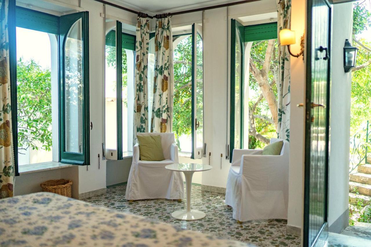 Charming Villa Capri Bagian luar foto