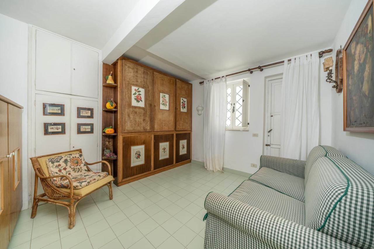 Charming Villa Capri Bagian luar foto